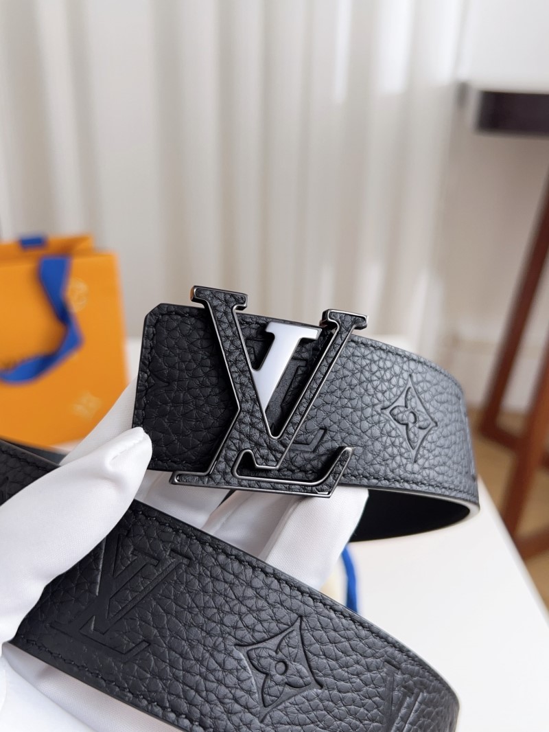 l0vis Vvtt0n belts